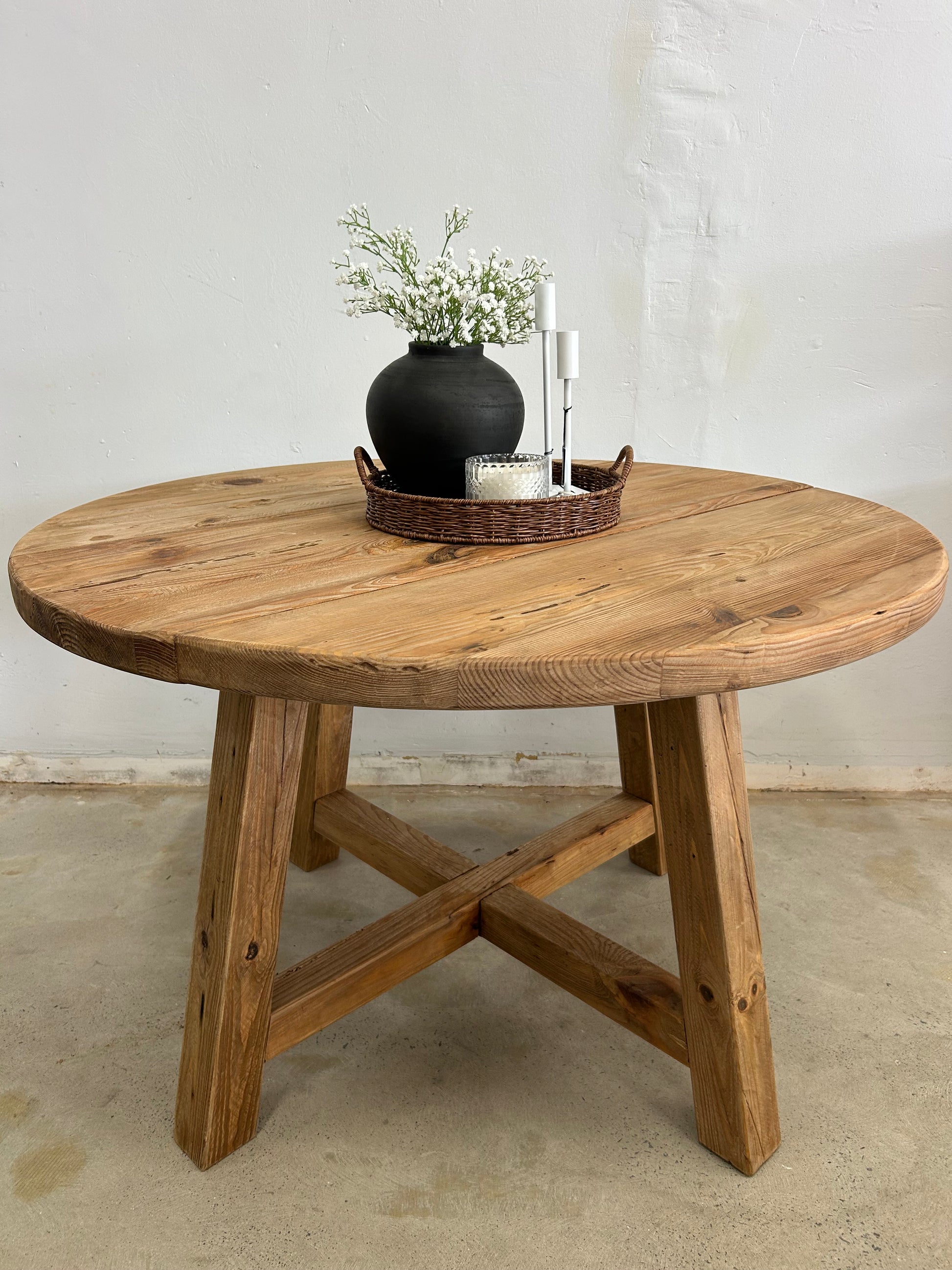 Farmhouse rustic round dining table 120cm diameter