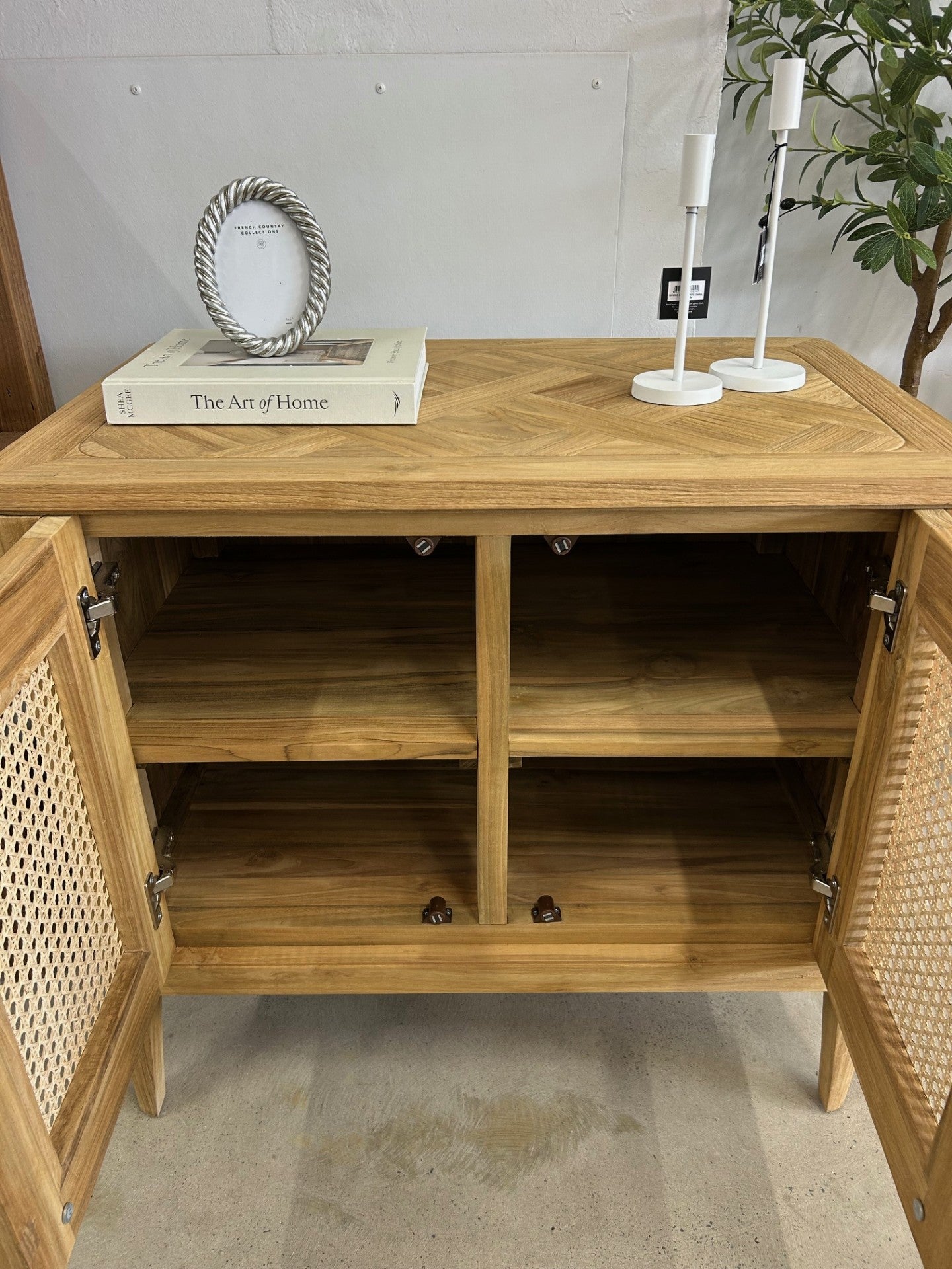 Montreal Rattan 2-Door Buffet